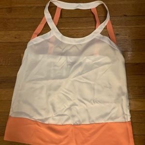 Liquid New York Tank